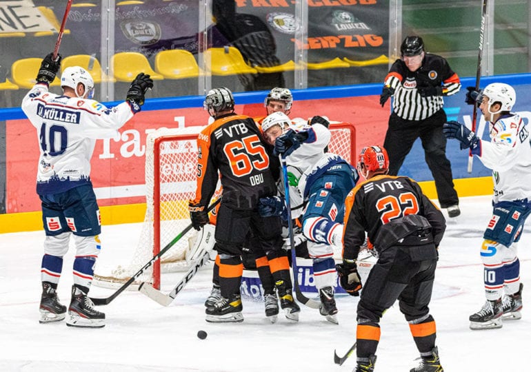 DEL2-Auftakt: Spannendes Hessenderby und viele Tore