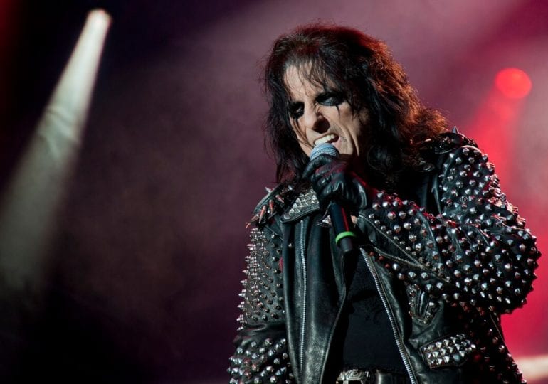 Prominente Eishockeyfans #3: Alice Cooper & Metallica